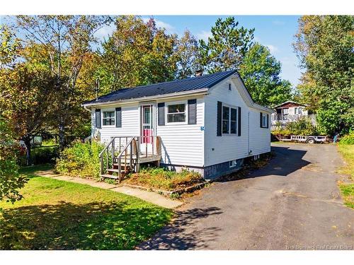 74 Chestnut Street, Minto, NB 