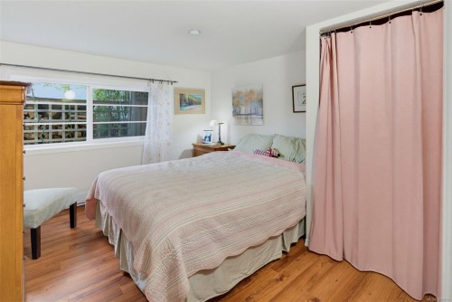 943 Linkleas Ave, Oak Bay, BC 