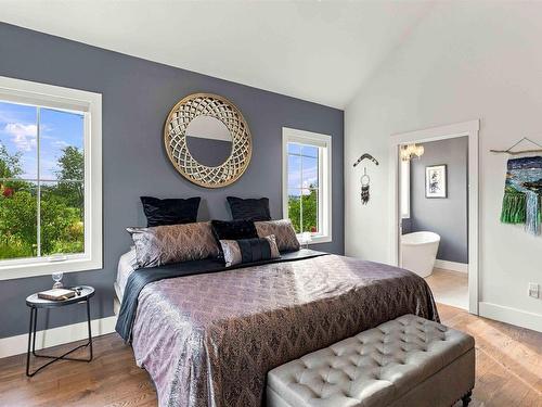 8 Steeple View Drive, Port Williams, NS 
