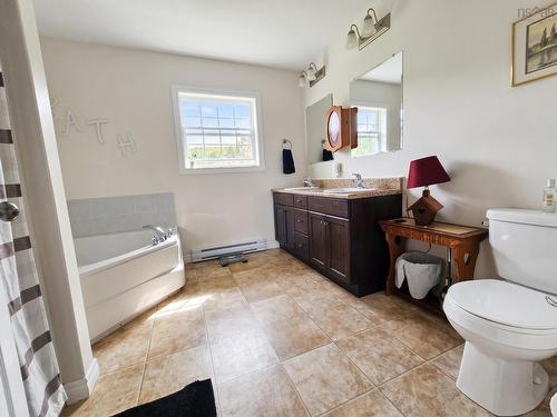 3975 East Bay Highway, East Bay, NS 