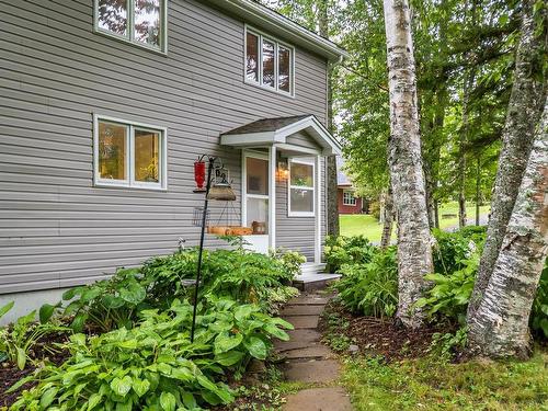 162 Lakewood Dr, Brooklyn, NS 