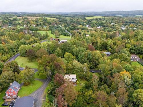 162 Lakewood Dr, Brooklyn, NS 