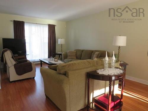 13 Florence Place Court, Lower Sackville, NS 