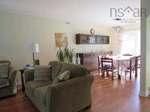 13 Florence Place Court, Lower Sackville, NS 