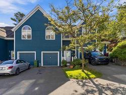 242 Spinnaker Drive  Dartmouth, NS B3N 3C6