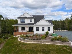 141 Hargrove Lane  Whites Lake, NS B3T 0H8