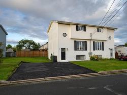3 Chebucto Circle  Eastern Passage, NS B3E 1G5