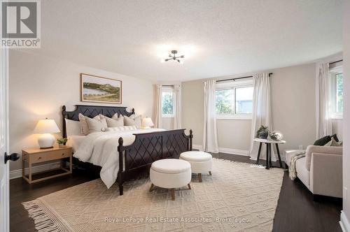 2253 Towne Boulevard, Oakville, ON 
