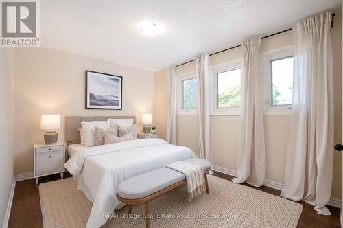 2253 Towne Boulevard, Oakville, ON 
