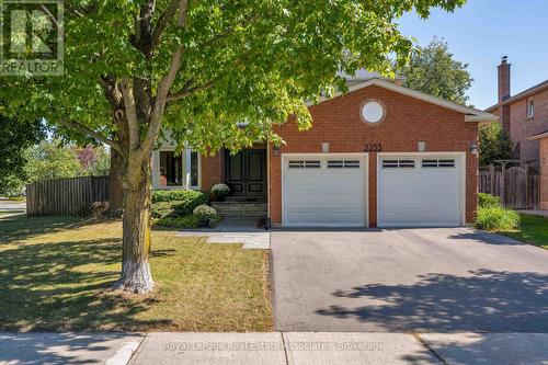 2253 Towne Boulevard, Oakville, ON 