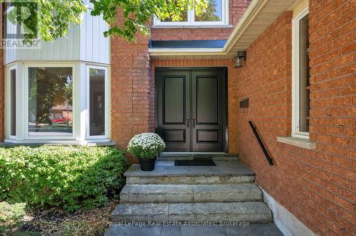 2253 Towne Boulevard, Oakville, ON 