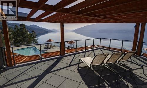 Undeck - Waterside Clubhouse - 1666 Lakestone Drive, Lake Country, BC 
