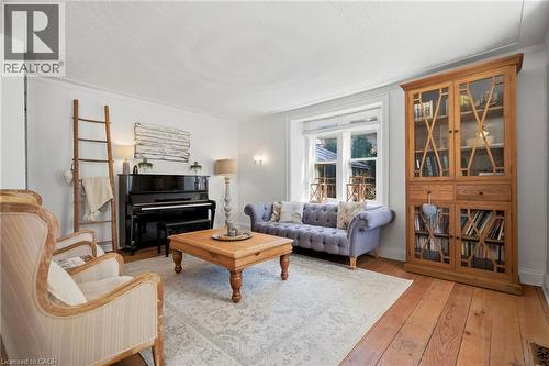 1264 Old #8 Highway, Sheffield, ON 