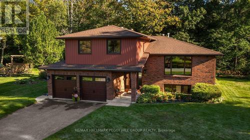 17 HOLLOWAY LANE  Springwater, ON L9X 0M7