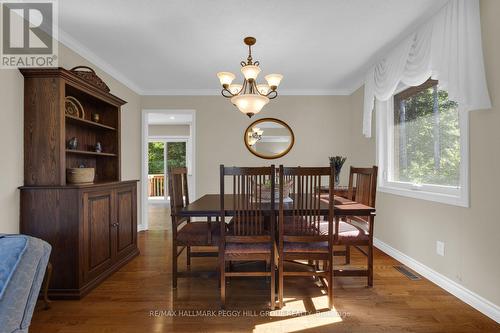 17 Holloway Lane, Springwater, ON 