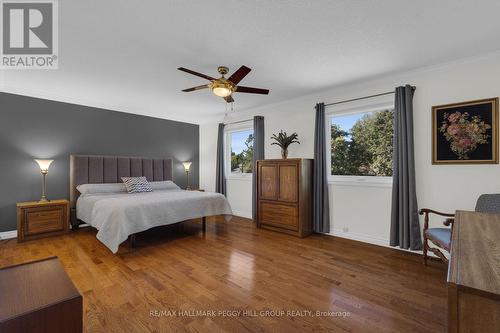 17 Holloway Lane, Springwater, ON 