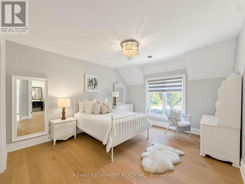 236 Poplar Drive, Burlington, ON 