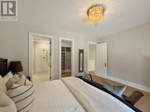 236 Poplar Drive, Burlington, ON 