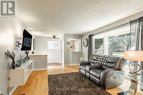 82 Centre Street, Huron East (Seaforth), ON 