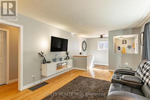 82 Centre Street, Huron East (Seaforth), ON 
