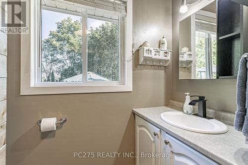 82 Centre Street, Huron East (Seaforth), ON 