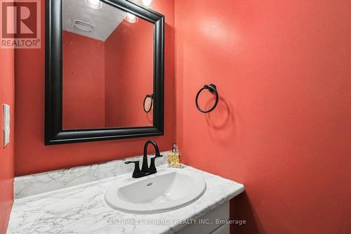 Main floor powder room - 6170 Brookside Lane, Ottawa, ON 