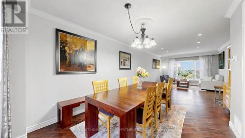 Spacious Dining Room - 86 Burling Place, Newmarket, ON 