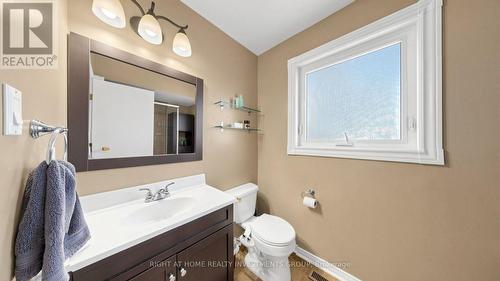 Updated 4 Piece Ensuite - 86 Burling Place, Newmarket, ON 