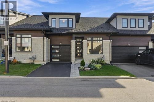 26 Bensley Lane, Hamilton, ON 