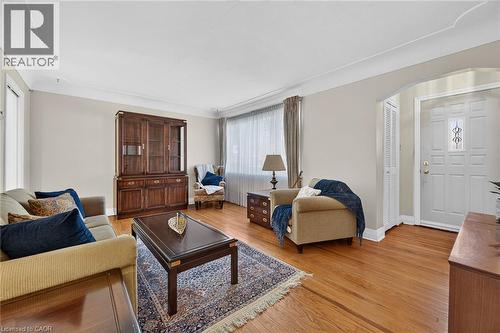174 Montrose Avenue, Hamilton, ON 