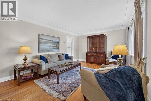 174 Montrose Avenue, Hamilton, ON 
