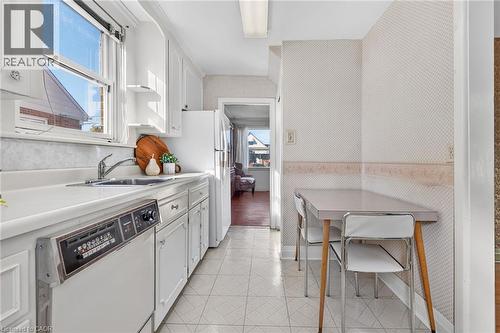 174 Montrose Avenue, Hamilton, ON 