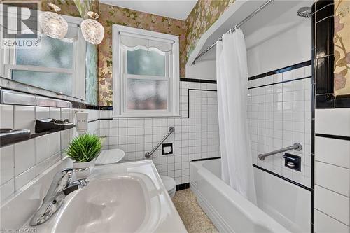 174 Montrose Avenue, Hamilton, ON 