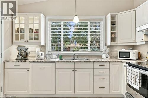46 Lawrence Avenue, Hamilton, ON 