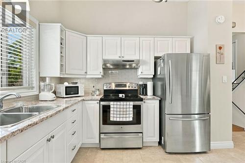 46 Lawrence Avenue, Hamilton, ON 
