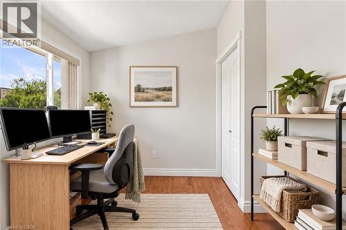 46 Lawrence Avenue, Hamilton, ON 