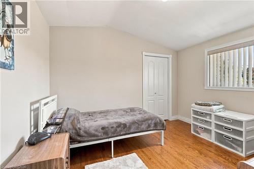 46 Lawrence Avenue, Hamilton, ON 