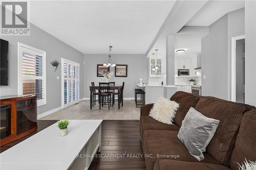 85 Benziger Lane, Hamilton, ON 