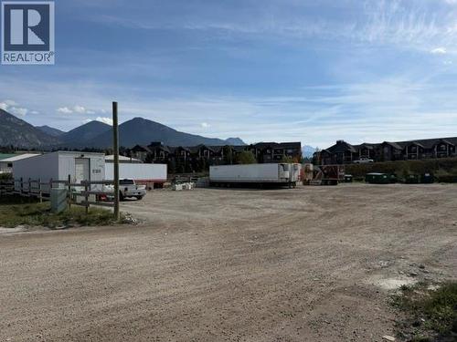 401 Laurier Street, Invermere, BC 