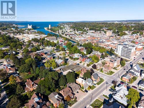 912 2Nd Avenue W, Owen Sound, ON 