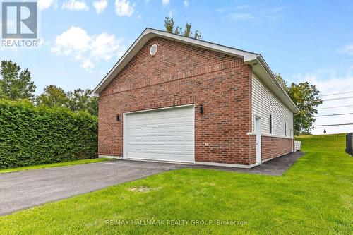 1240 Arbuste Avenue, Ottawa, ON 