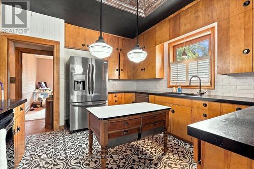 401 Laurel Street, Cambridge, ON 