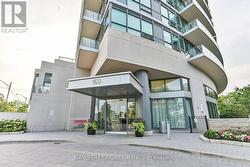 205 - 160 VANDERHOOF AVENUE Toronto, ON M4G 0B7