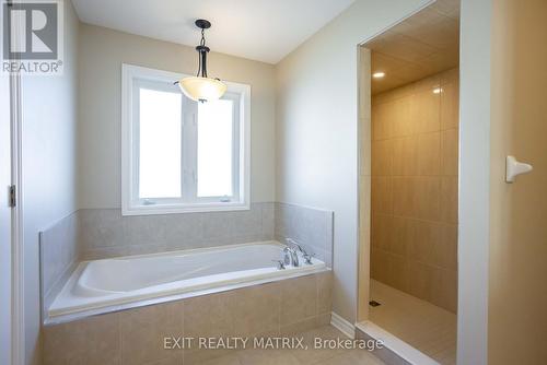 111 York Crossing, Russell, ON 