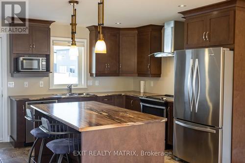 111 York Crossing, Russell, ON 