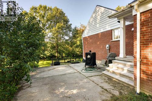 20 Inverness Avenue, Perth, ON 