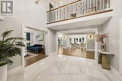 Foyer - 