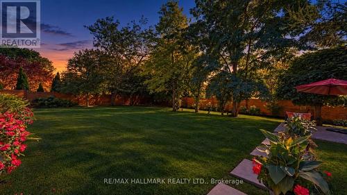 18 Ardmore Crescent, Richmond Hill, ON 