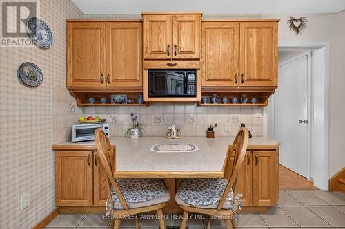 994 Barton Street, Hamilton, ON 