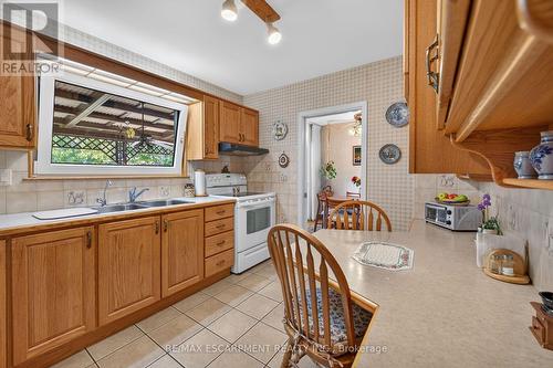 994 Barton Street, Hamilton, ON 